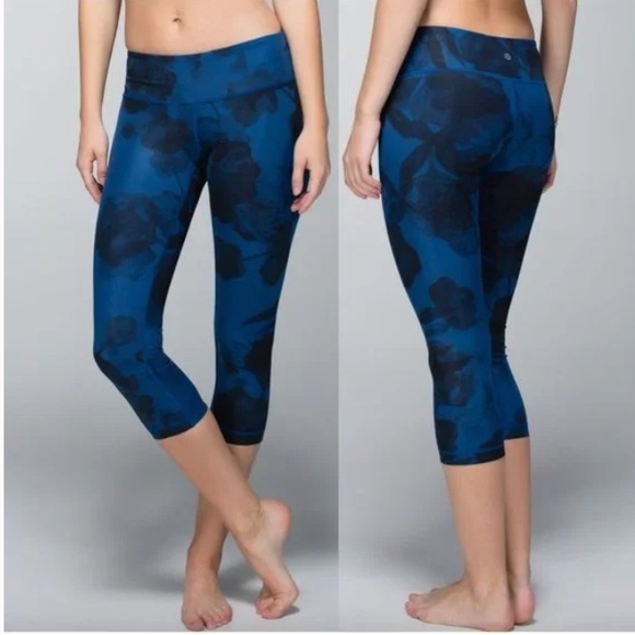 Lululemon Wunder Under Crop Inky Blue Black Floral Legging - Picture 1 of 4